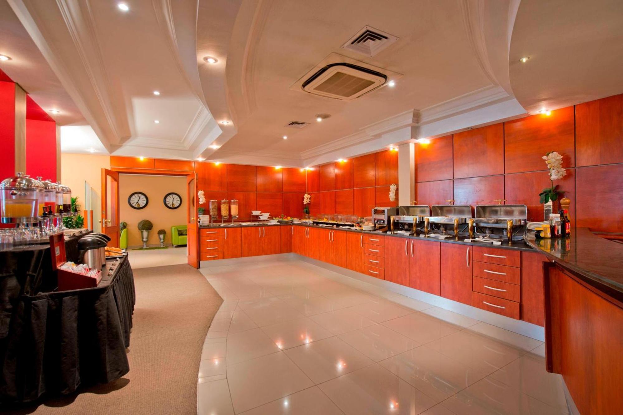 Protea Hotel By Marriott Windhoek Furstenhof Exteriér fotografie